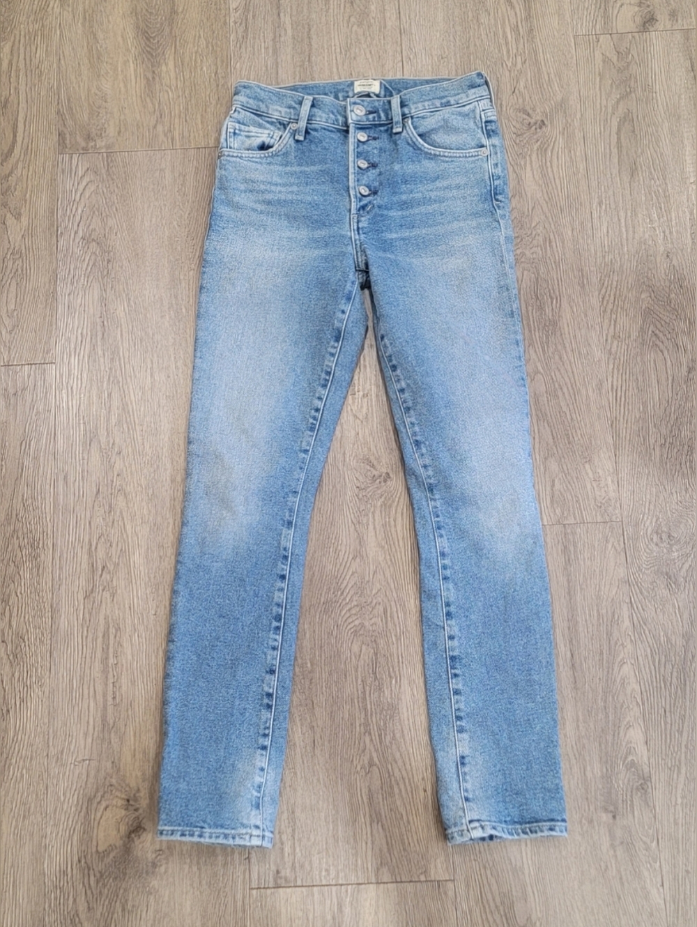 Citizens of Humanity Skyla Straight Leg Cigarette Button-Fly Mid-rise Jeans - Picture 4 of 11